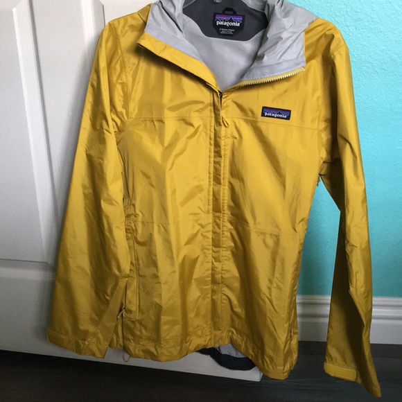 Patagonia Jackets & Blazers - Patagonia torrent shell